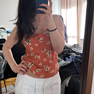 Topp - Topp från mango 100kr plus frakt 