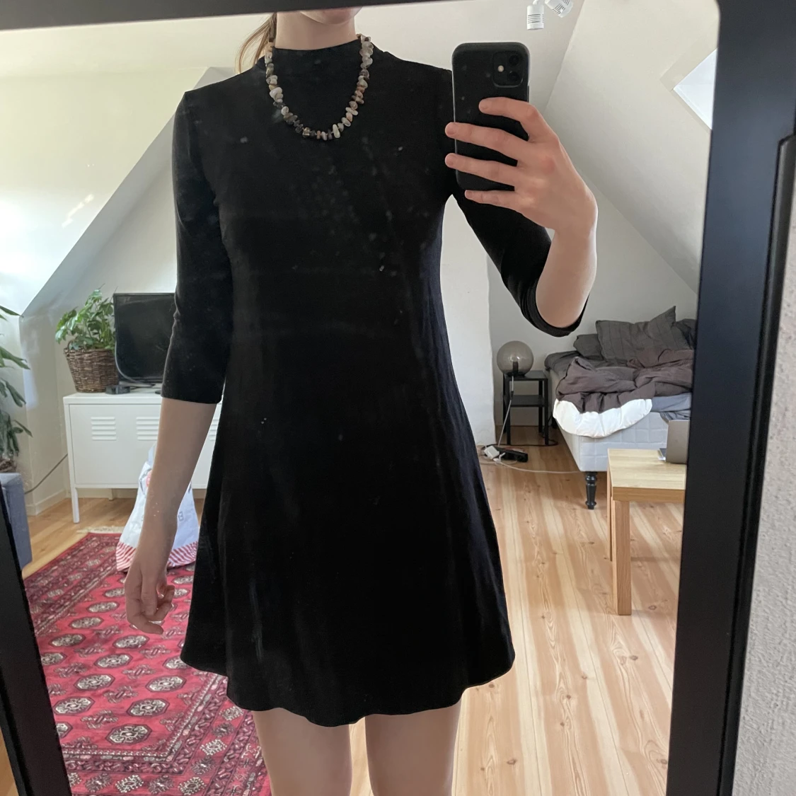 Skön svart klänning - 90