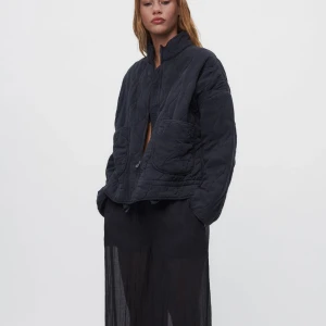 Zara jacka quiltad - Har använt bara några gånger så den är i nyskick  Nypris 859kr 