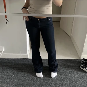 bootcut jeans  - sjukt snygga bootcut
