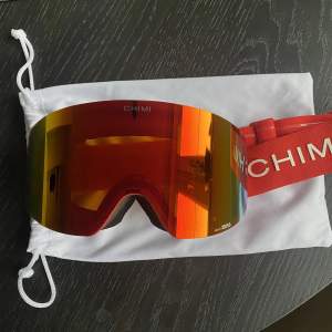 Röda skidglasögon från Chimi, skriv för fler bilder❤️‍🔥