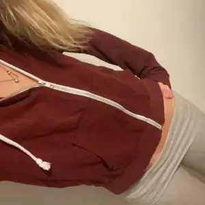 Gullig zippupp hoodie 