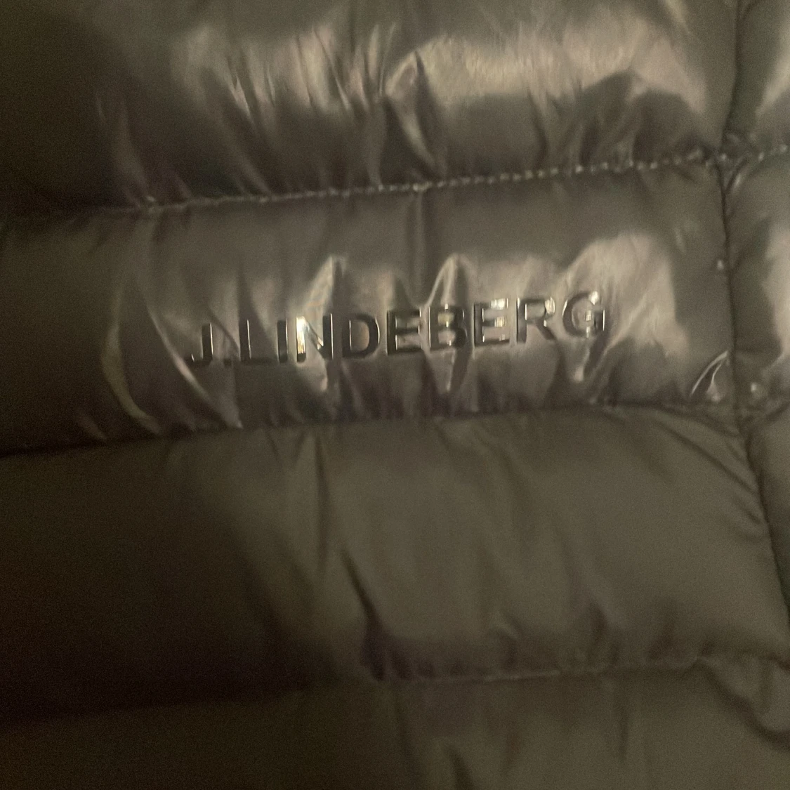 J Lindeberg Väst  - 90