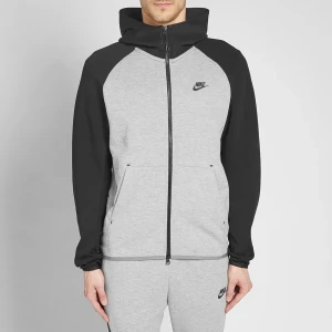 Nine tech fleece gamla - knappt använd! gammal modell säljs ej längre