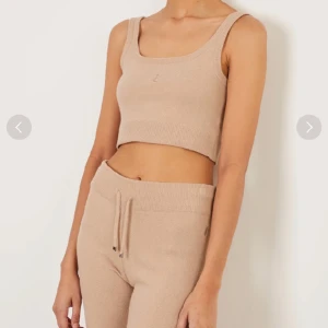 Juicy couture linnen  - Jätte söta linnen från juicy! Säljer båda för 115kr sammanlagt 