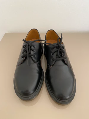 Dr Martens 1461 - Dr Martens 1461 Mono Smooth Black Använda ett fåtal gånger 
