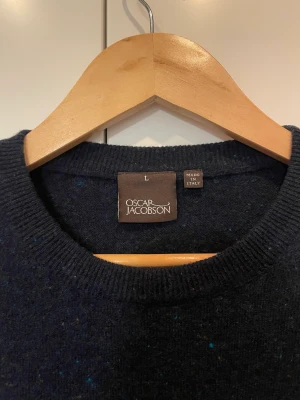 Oscar Jacobson tröja - Tröja från oscar jacobson. Använd 1 gång.