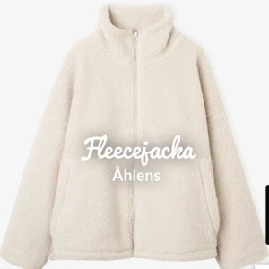 Jacka - Aldrig använt. Kan ej retunera. Storlek xs.