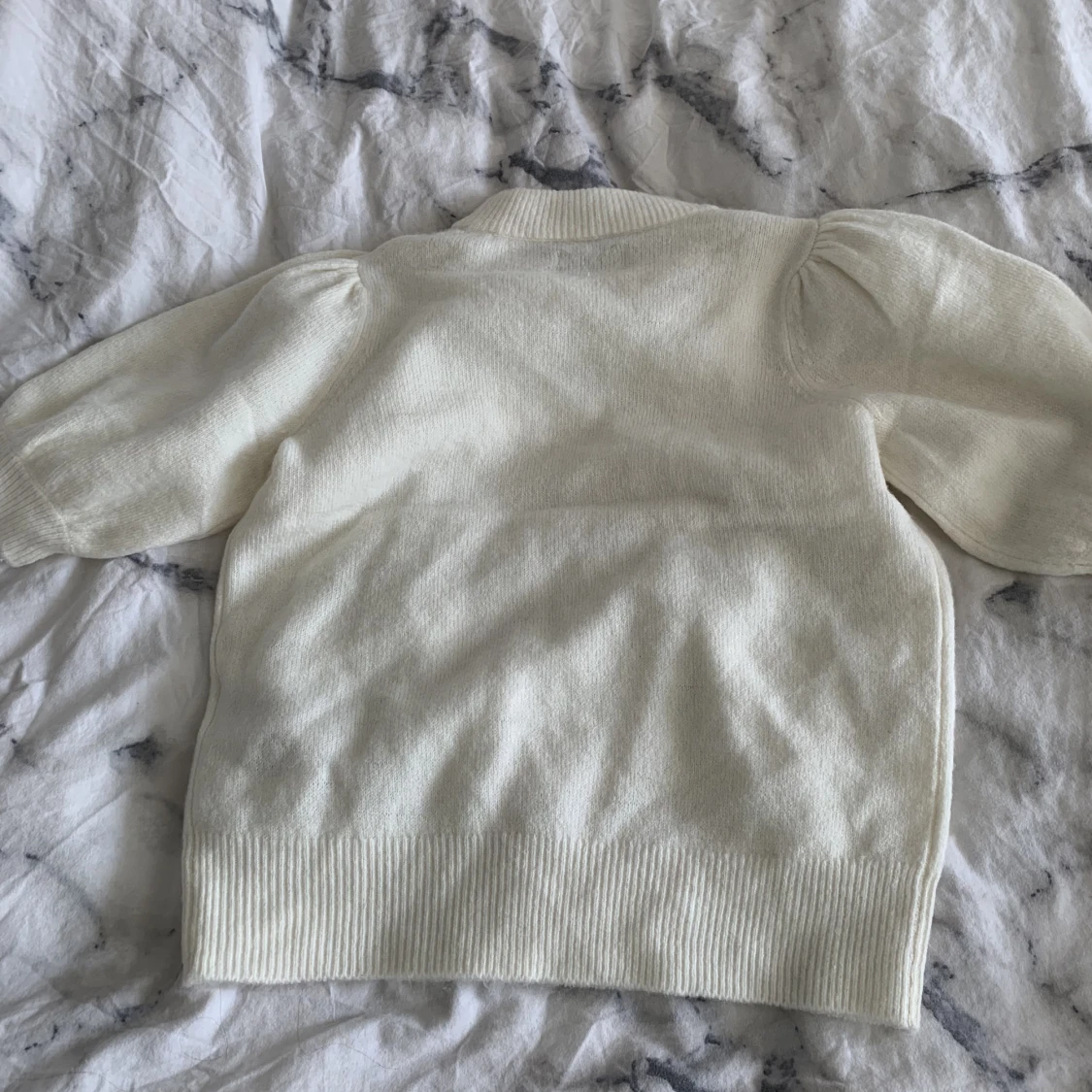 Fin stickad tröja  - 90