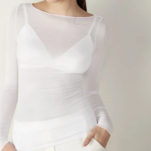 Intimissimi tröja - Vit tröja från intimissimi, använd några gånger men i bra skick