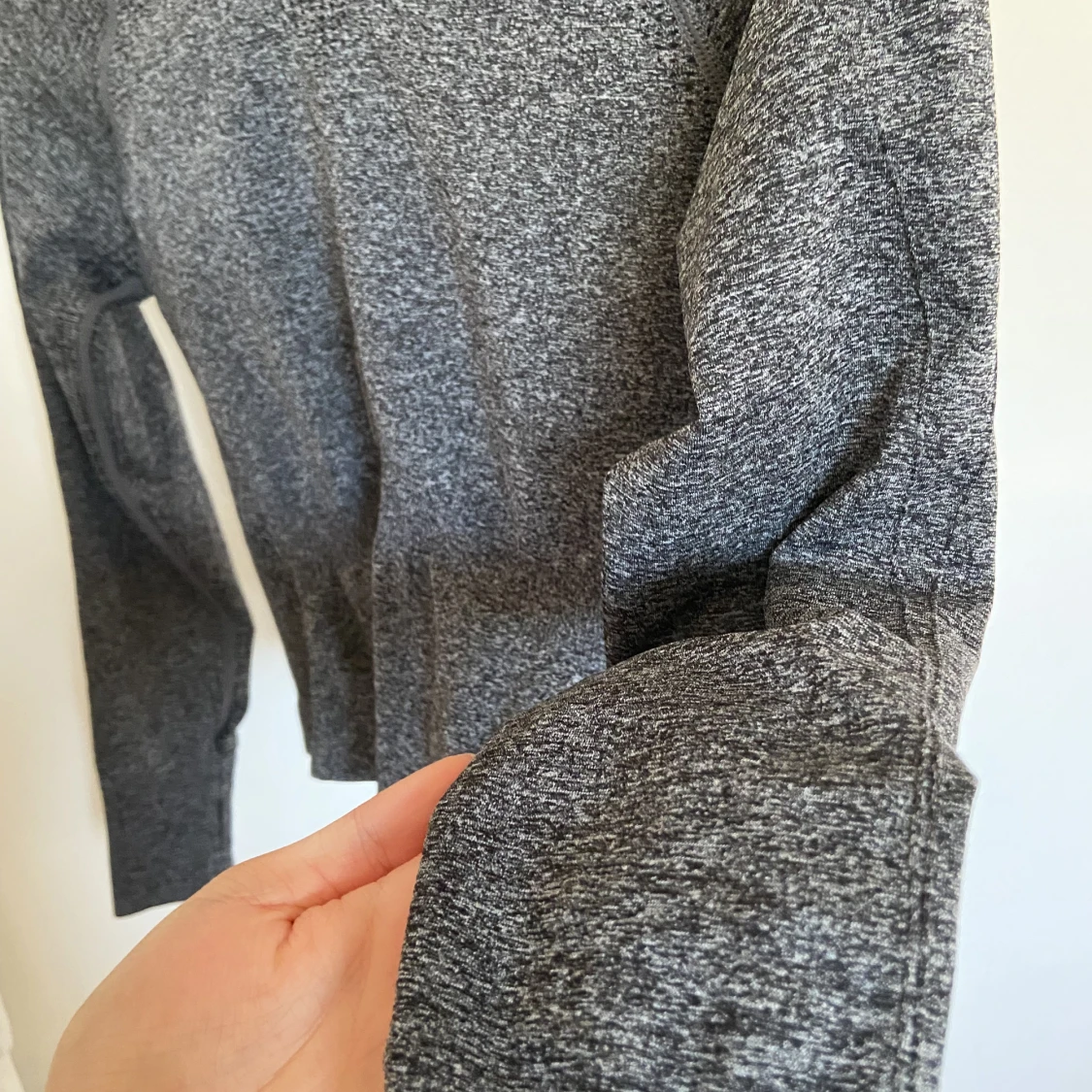 MÖRK GRÅ träningströja - 91