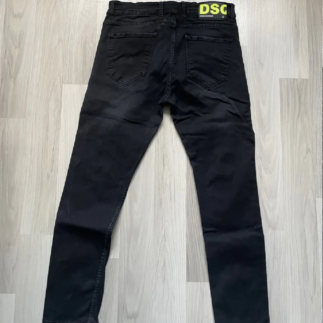  Dsquared2 jeans  - 90