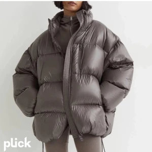 SÖKER! Hm dunjacka i XS  - Söker HM dunjacka i XS!! 1011880001