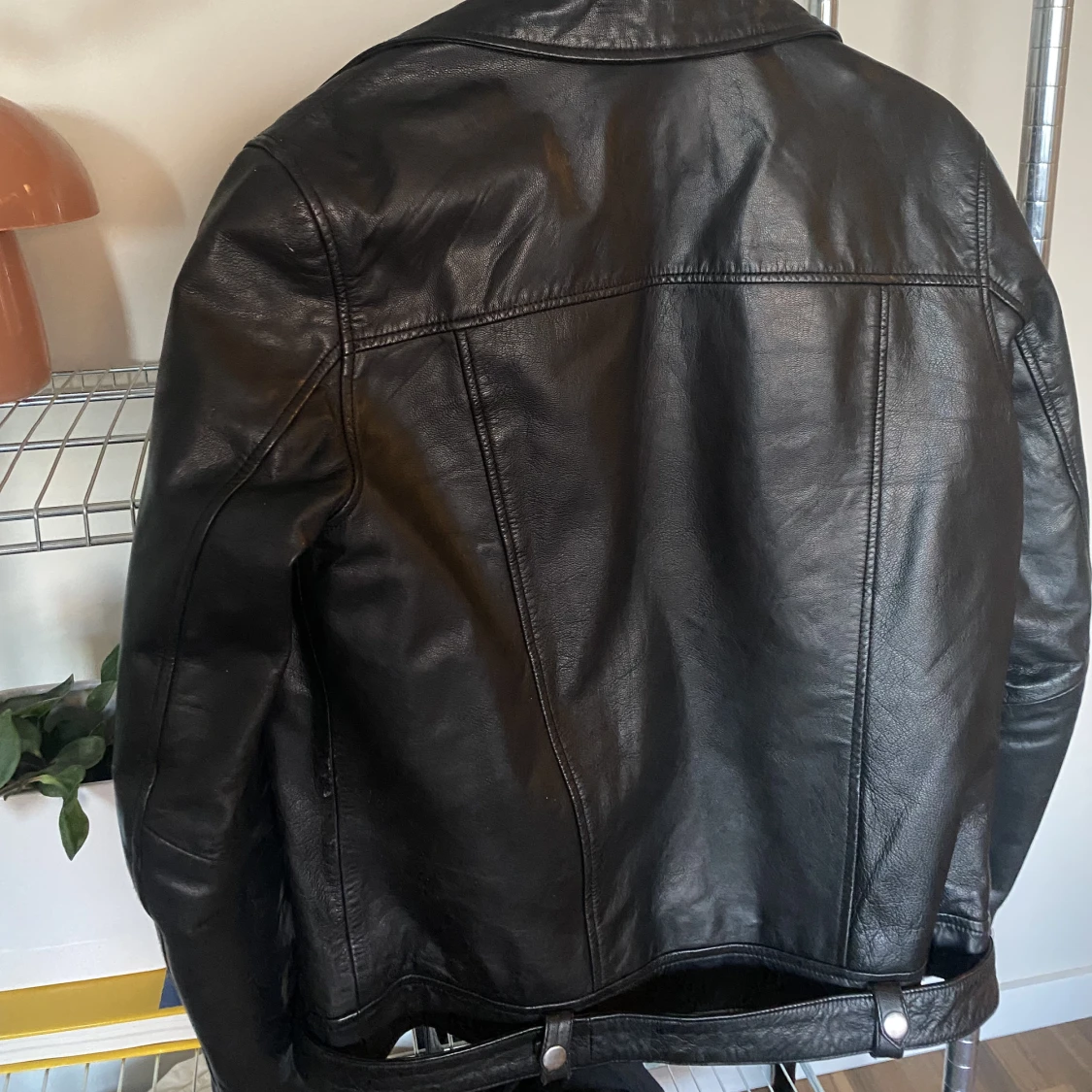 Oversized skinnjacka - 90