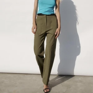 Zara byxor  - Använda en gång, fint skick! 