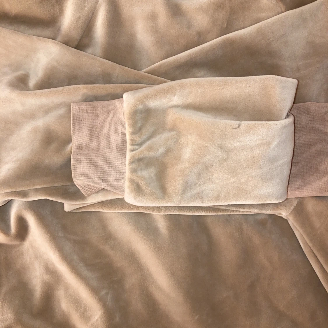 Juicy Couture hoodie - 91