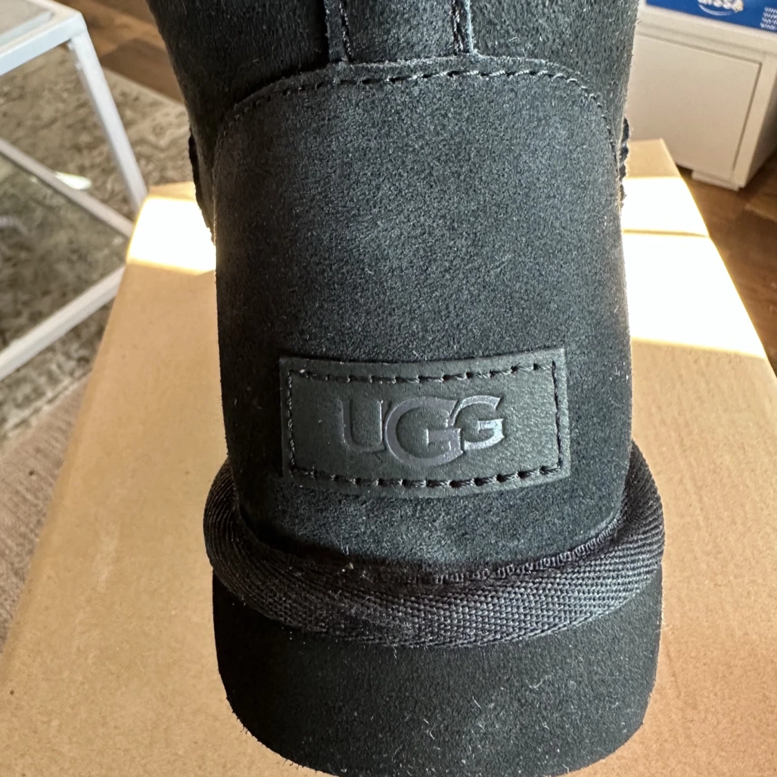 Uggs  - 91