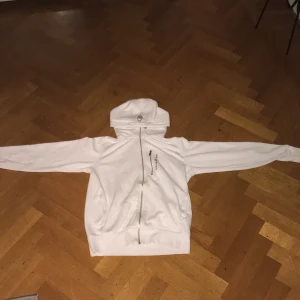 Säljer sailrasing kofta - Sailrasing kofta kan sänka priset till 350