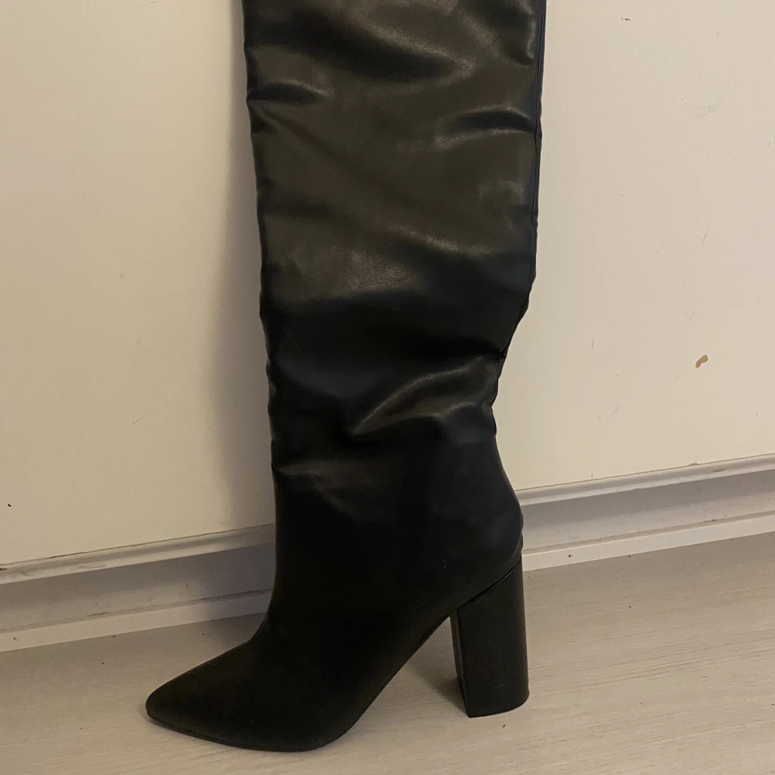 Högklackade boots  - 90