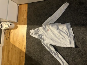 Gant tröja grå - Gant tröja grå st 146-152