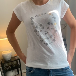 Zadig tröja  - Super snygg t-shirt som jag aldrig andvänt riktigt💗