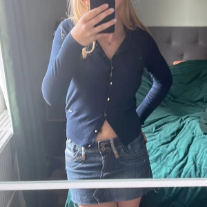 Lindex kofta - Jätte fin och köpt förra året inga skador eller så❤️