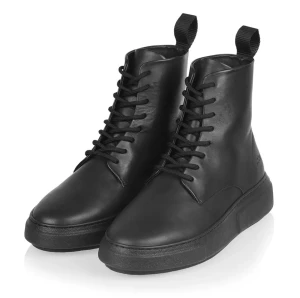 Skor i läder - gram 422g Black Leather, strl 38 - gram skor i läder - Skor i läder - gram 422g Black Leather, strl 38, Nypris ca:2495 kr, Helt nya i kartong och oanvända, Priset kan diskuteras, Det är bara att slå iväg ett meddelande om du har någon fråga om skorna.