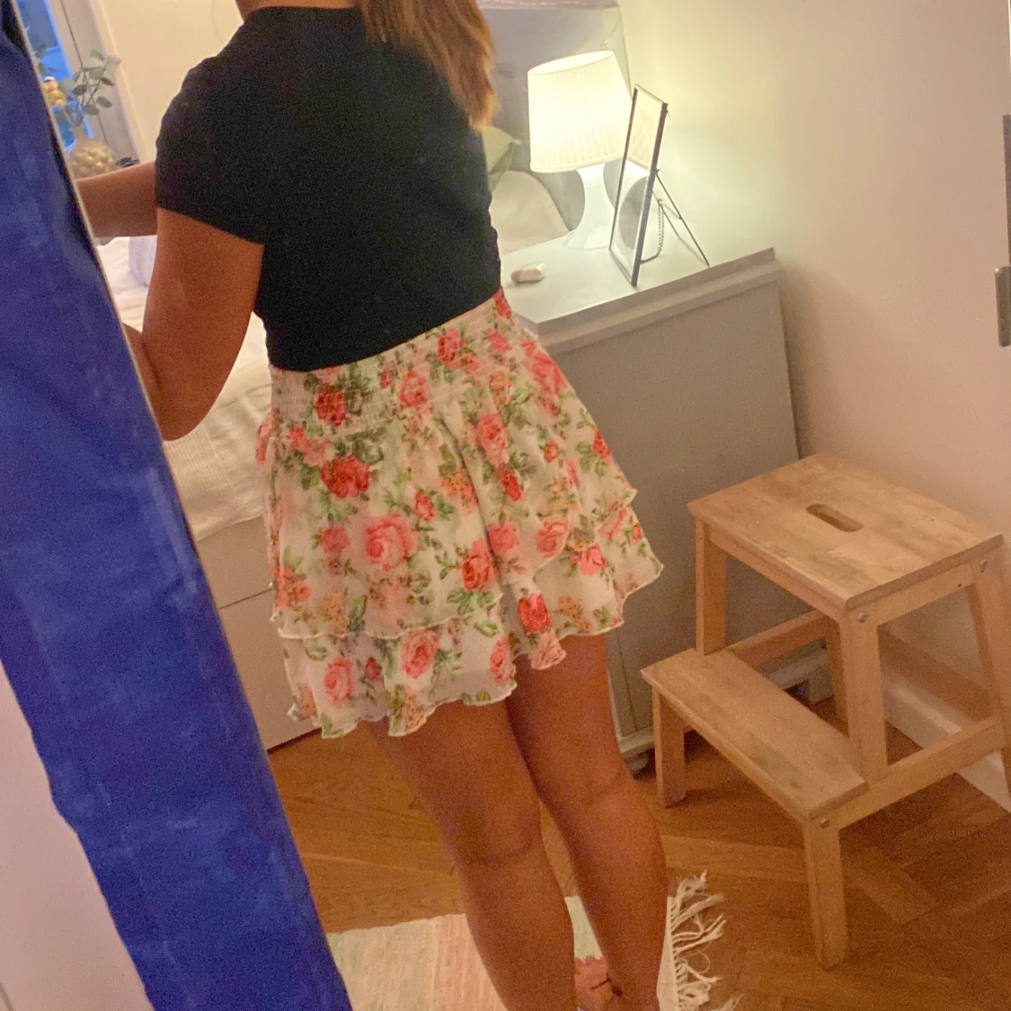 blommig volangkjol - 90