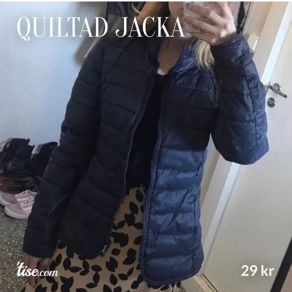 Quiltad jacka från Only i strl M (skulle säga att den sitter mer som en S). Fint skick. Postar antingen spårbart eller med frimärke (45 kr).. Jackor.