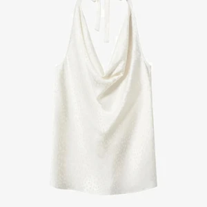 Mango healterneck - Superfin topp till sommaren, säljer pga att den inte kommit till användning.. 