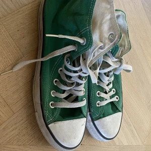 Gröna converse  - Gröna converse, all star i st 42