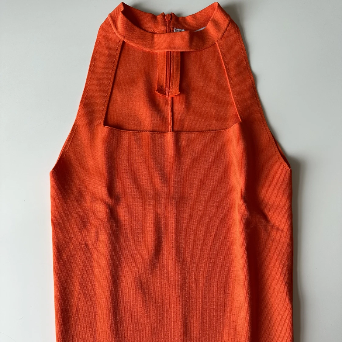 Linne med utskurning från Zara