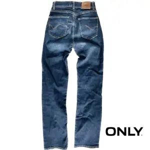 Only jeans i stretch💕fint skick!