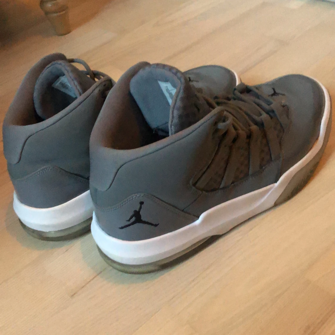 Nike Jordan 11 max aura cool grey  - 90