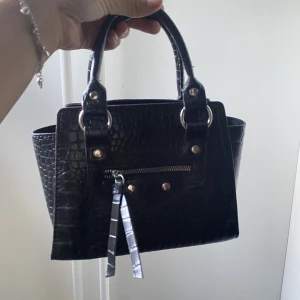 Väska - Jättesöt väska, aldrig använd!❤️