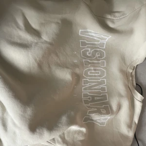 Gina sweatshirt  - En beige sweatshirt från Gina med tyck inte myxket använd 