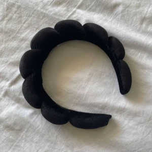 diadem - Säljer detta populära diadem💕tryck på köp nu om du är intresserad 