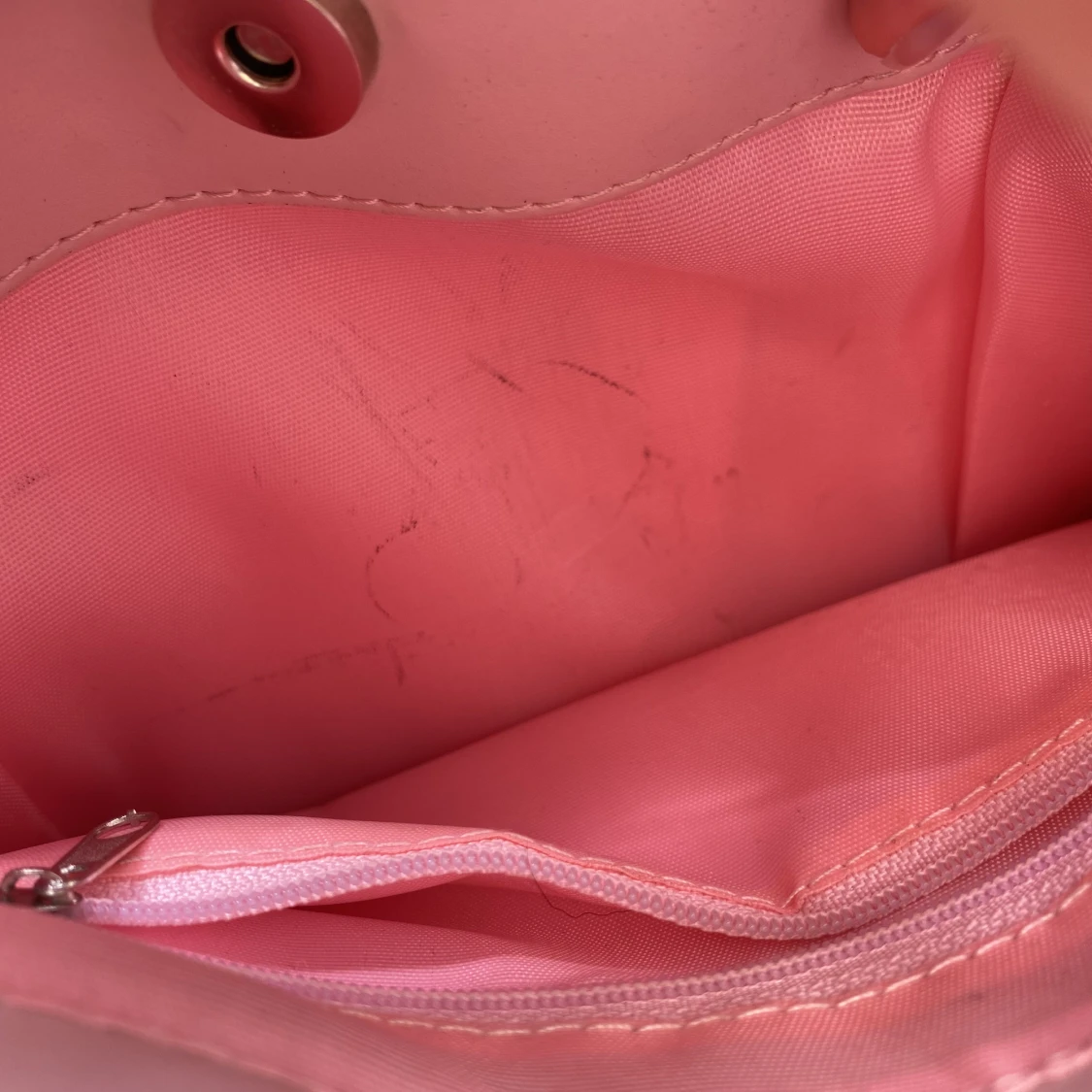 Rosa-rutig väska - 91