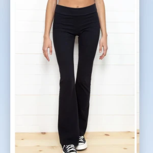Brandy Melville yoga pants  - Aldrig använda. 