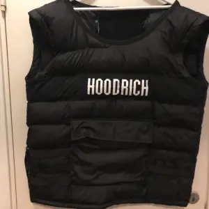 Hoodrich säkerhetsväst“” med stor ficka fram