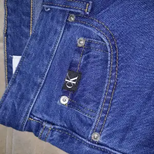 Men's Calvin Klein regular fit jeans, W32. Denim medium. Worn only few times due to weist size being unsuitable.