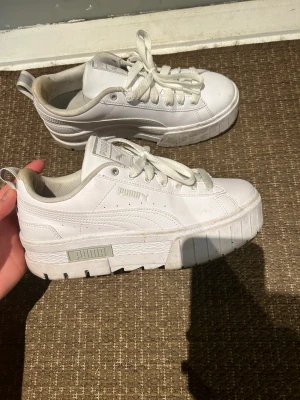 Puma sneay - Puma sneakers endast använda 5 gånger då de är för små för mig. Har 39,5 och de är lite för små för mig.