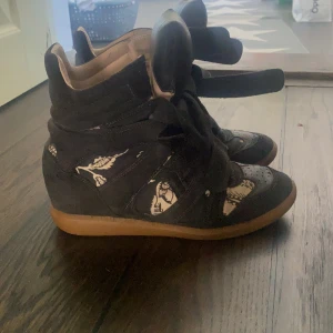 Isabel marant - Använda isabel marant skor! Fint skick men tecken på användning 