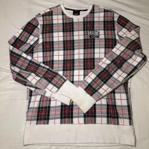 HUF sweater  - Pris: 299kr Skick:7/10 Storlek: S