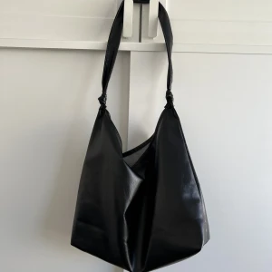 Skinn väska - Skinväska för 80kr+frakt (köparen står för frakt) 