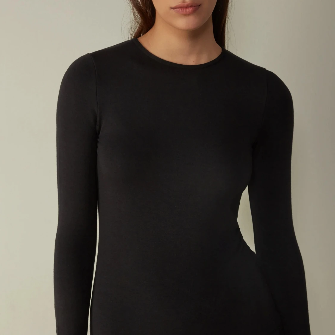 Svart intimismi tröja