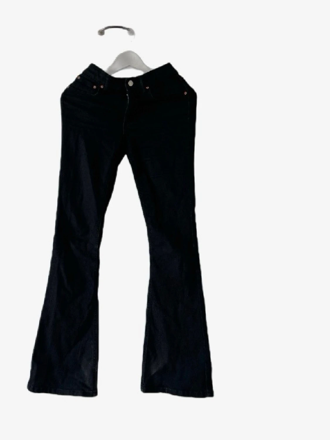 Svarta bootcut jeans🌸