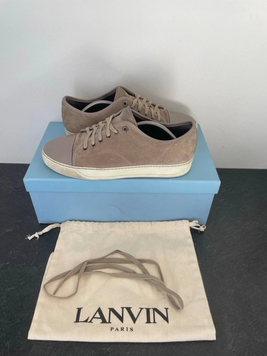 Grå lanvins - 1