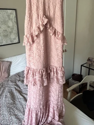 Rosa balklänning  - En rosa balklänning från Nelly💞