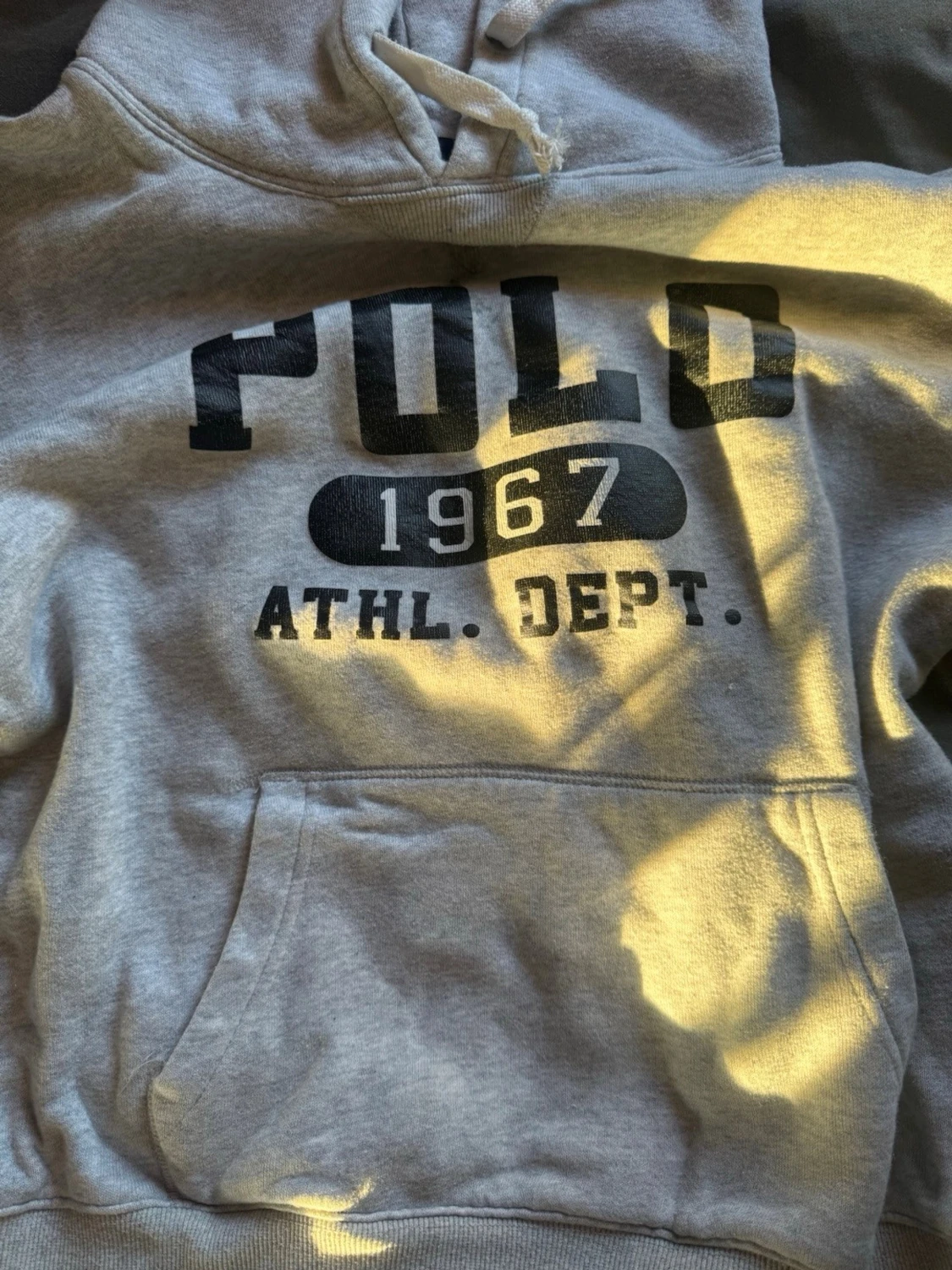 Grå hoodie från Polo Ralph Lauren - 1